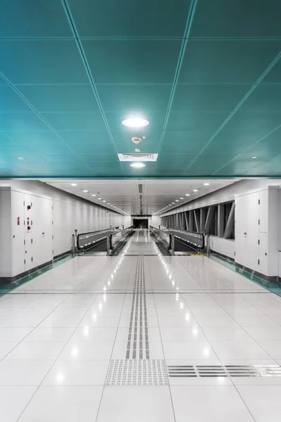 DAMAC właściwości stacji metra, Dubaju, sierpnia, 2018 — Zdjęcie stockowe