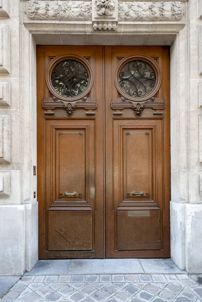 Entrada Porta Dupla Edifício Histórico Paris França Vintage Porta Madeira — Fotografia de Stock