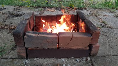 Açık hava bbq için Brezilya tuğlalarından yapılmış.