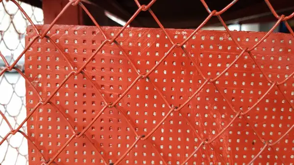 Red Metallic Fence Grid — Stock Photo, Image