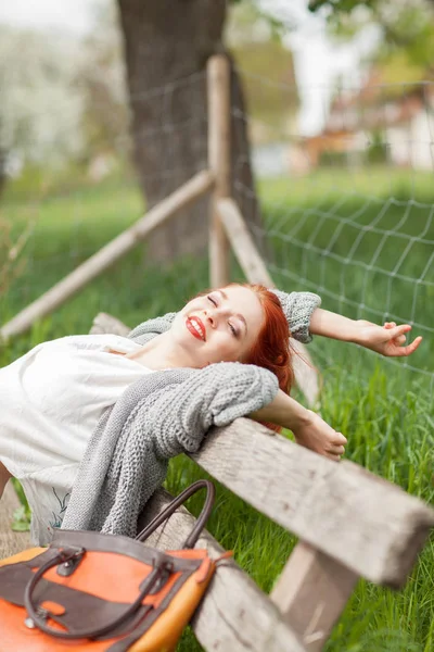 Beautiful Young Woman Relaxing Bench Rural Environment Sunny Springtime — Stock Photo, Image