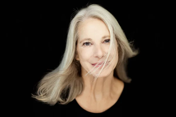 Stunning Beautiful Self Confident Best Aged Woman Grey Hair Smiling — Stock Photo, Image