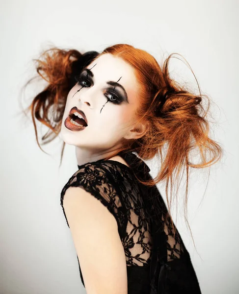 Mooie Leuke Vrouw Met Halloween Make Rood Haar Poses Voor — Stockfoto