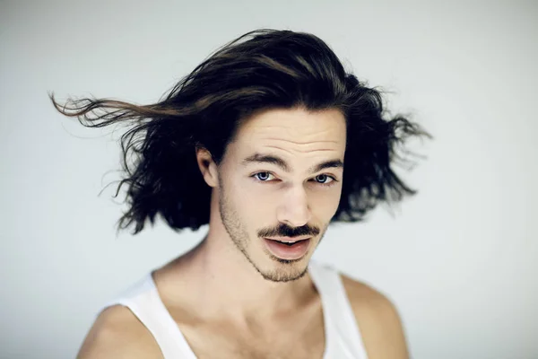 Muito Atraente Jovem Atlético Muscular Homem Sorrindo Retrato Beleza Frente — Fotografia de Stock