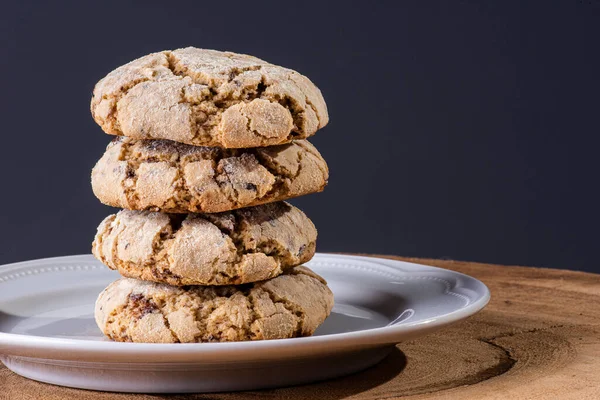 Galletas Tradicionales Caseras Con Chocolate Fondo Oscuro — Foto de Stock