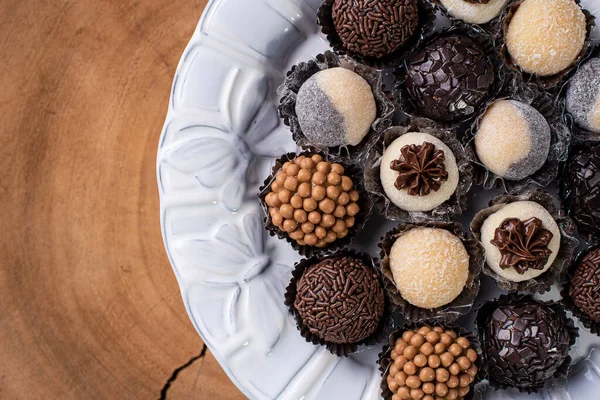 Brigadeiro Típico Dulce Brasileño Muchos Tipos Brigadiers Juntos Vista Superior — Foto de Stock