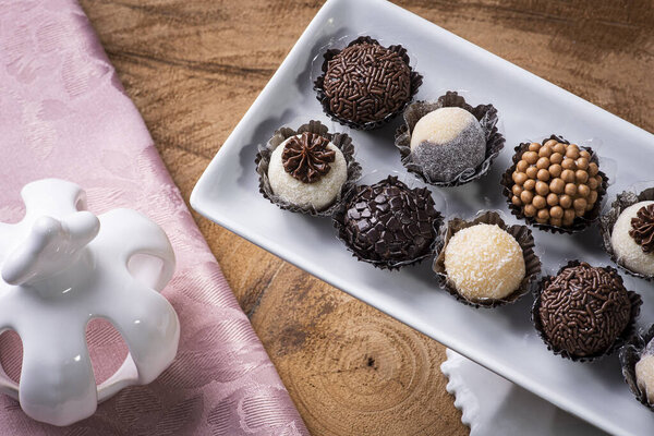 Бригадейро. Типичный бразильский сладкий. Множество типов бригадистов.