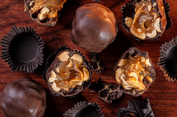 Tipo Brigadeiro Llamado Charge Con Dulce Leche Cacahuetes Dulces Fiesta — Foto de Stock