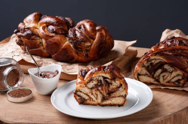 Çikolatalı Babka veya Brioche Ekmeği. Fındık kremalı..