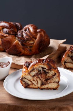 Çikolatalı Babka veya Brioche Ekmeği. Fındık kremalı..