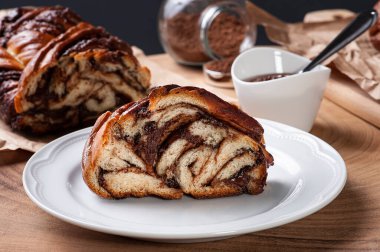 Çikolatalı Babka veya Brioche Ekmeği. Fındık kremalı..