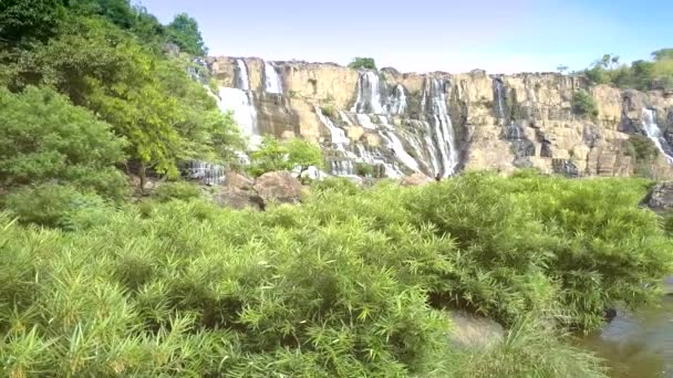 Low Flight Pictorial Green Tropical Brushwoods Stones Calm River Waterfall — Stock Video