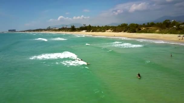 Otroliga Fågel Öga Flyg Tropiska Seacoast Med Enorma Sandstrand Hill — Stockvideo