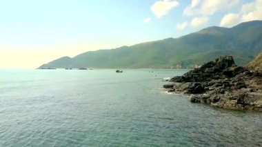 masmavi deniz yukarıda hareket su kıyılarında