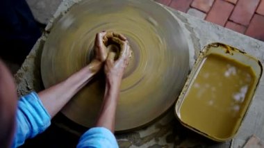 Seramik ürünler tarafından lavabo üst kız şekil yuvarlak