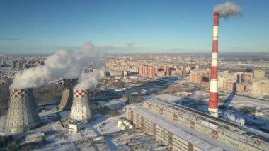 panorama modern İstasyonu soğutma kuleleri city karşı ile