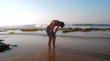 yakışıklı sporcu yoga meditasyon aşırı yavaş poz