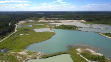 kum ocağı havadan görünümüne karşı adalar ve tükürükler ile göl