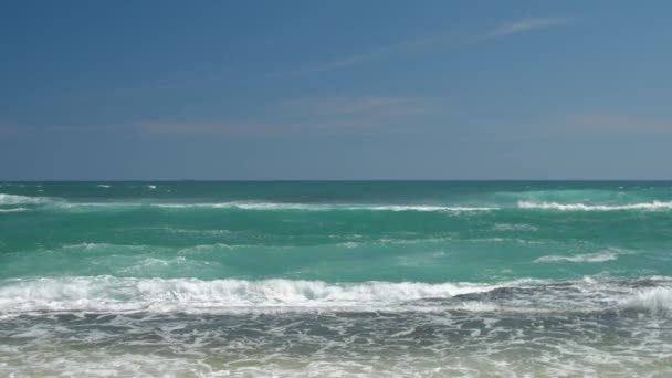 Landscape with azure ocean on summer day slow motion — Stock Video