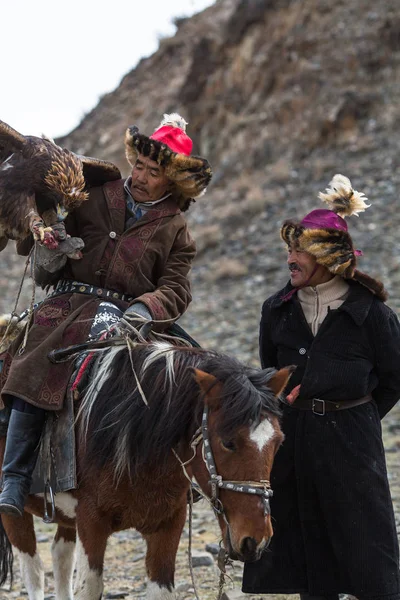 Olgia Mongolia Sep 2017 Kazajstán Golden Eagle Hunter Ropa Tradicional — Foto de Stock