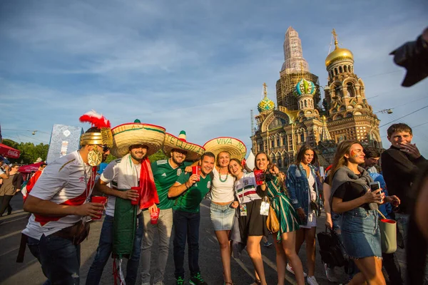 Rusya Nın Petersburg Haziran 2018 Fifa Taraftar Festivali Şehir Merkezinde — Stok fotoğraf