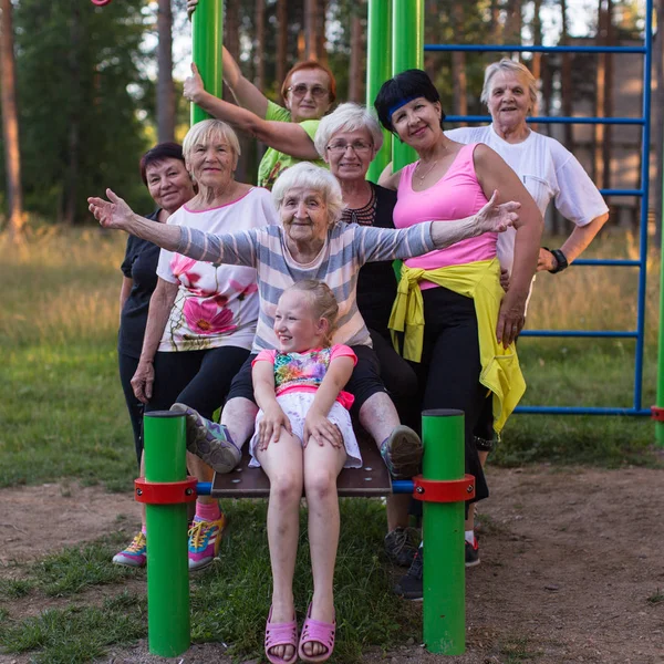 Nikolsky 列宁格勒 俄罗斯 2018 第二呼吸 体育俱乐部行动的参与者 由俄罗斯铁路慈善基金支持 — 图库照片