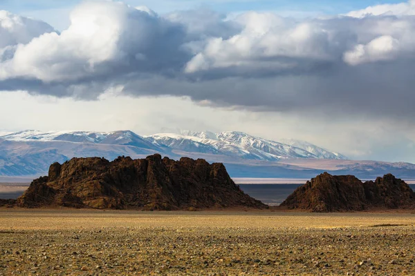 Blick Auf Die Steppe Und Die Berge Der Westlichen Mongolei — Stockfoto