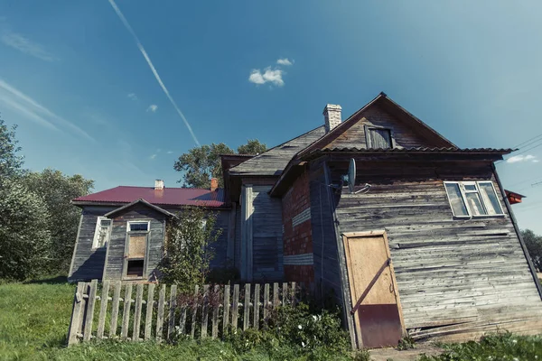 Verlaten Houten Huis Een Russische Dorp — Stockfoto