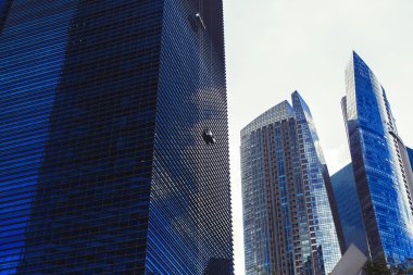 Metropol ticaret bölgesinin gökdelenler.