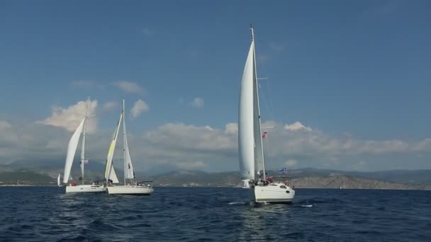 Ermioni Spetses Griekenland Lgo 2018 Zeilers Nemen Deel Aan Zeilregatta — Stockvideo