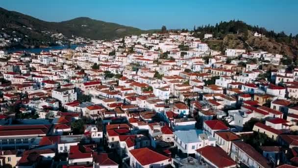 Felülnézet Házak Poros Szigeten Égei Tenger Görögország — Stock videók