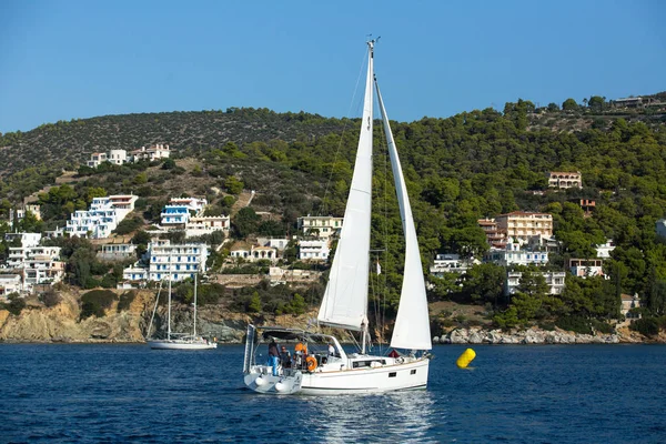 Poros Yunanistan Ekim 2018 Yelkenli Katılmak Ellada Sonbahar 2018 Yunan — Stok fotoğraf