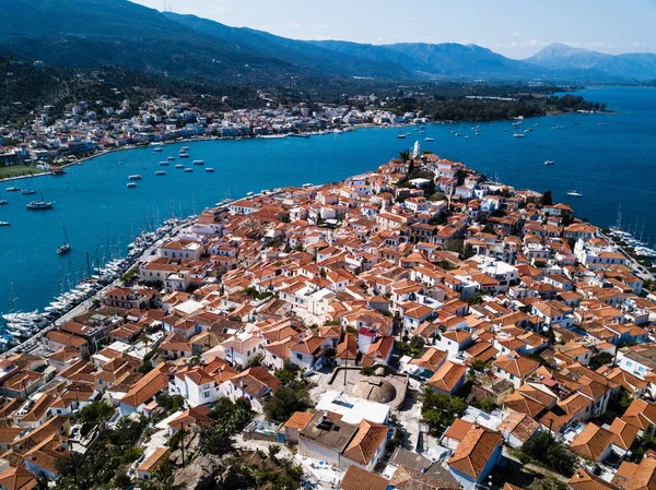 Ovanifrån Husen Och Havet Segelbåt Marina Poros Island Egeiska Havet — Stockfoto