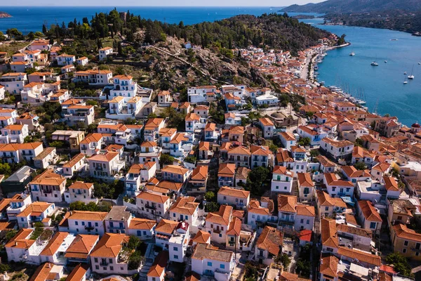 Poros Adası Ege Adaları Yunanistan Evlerin Üstten Görünüm — Stok fotoğraf