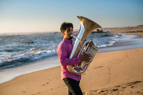 Musician Play Tuba Sea Shore — Stock Photo, Image