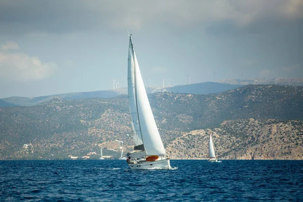 Barcos Vela Participam Regata Iates Vela Mar Egeu — Fotografia de Stock