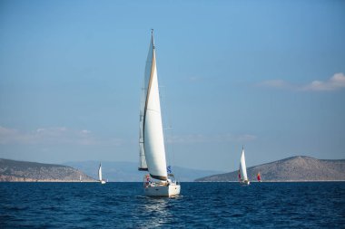 Yunanistan Ege Denizi, yat tekne yelken. Lüks cruise Yatçılık.