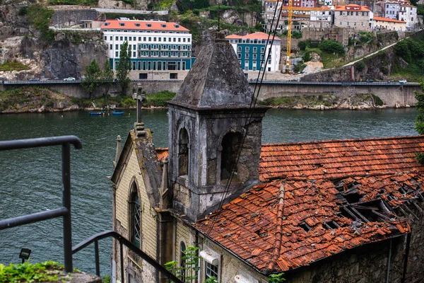 Eglise Abandonnée Dans Vieille Partie Porto Portugal — Photo