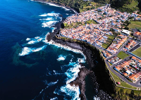 Bovenaanzicht Oceaan Surfen Riffen Kust Van San Miguel Island Azoren — Stockfoto