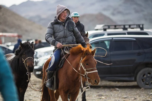 Olgiy Mongolia Września 2017 Mieszkańców Mongolii Podczas Corocznych Krajowych Ptaków — Zdjęcie stockowe