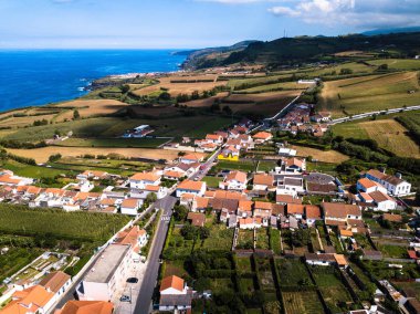 San Miguel Adası - Azores, Portekiz Maia şehirde bina çatı Üstten Görünüm.