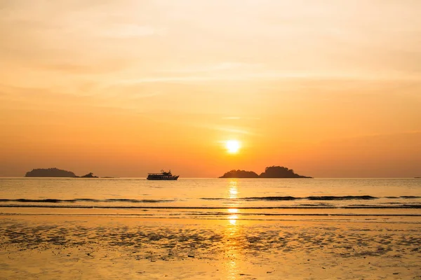 Fantastisk Solnedgång Över Havet Kusten — Stockfoto
