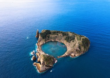 Vila Franca do Campo, Azores, Portekiz Islet havadan görünümü.