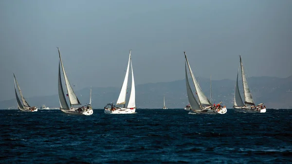 Vitorlás Yacht Hajó Regatta Égei Tenger Görögország Partok Közelében — Stock Fotó