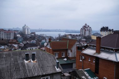 Voronej, Rusya - Mar 30, 2019: bir şehrin sokaklarında üzerinde. Şu anda Rusya nüfus açısından, daha fazla bir milyon kişi olarak 2019 kentleri arasında 14 yere şehriydi.