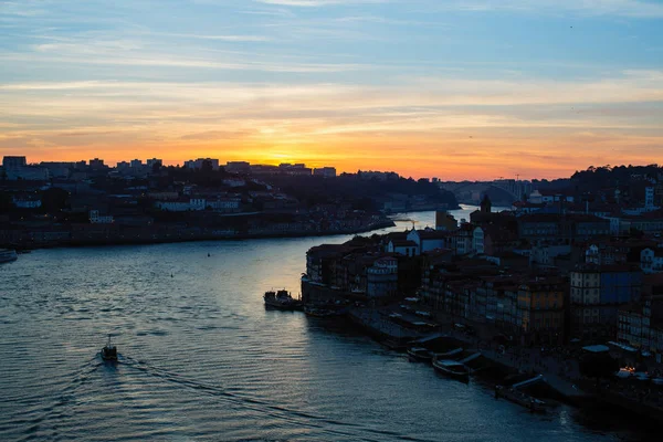 Incrível Crepúsculo Sobre Rio Douro Porto Portugal — Fotografia de Stock