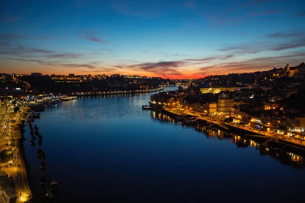 Büyülü Bir Alacakaranlık Porto Portekiz Dom Luis Demir Köprü Den — Stok fotoğraf