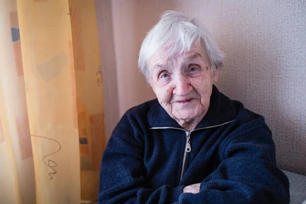 Portrét Zblízka Staré Starší Ženy Důchodce Jeho Domě — Stock fotografie