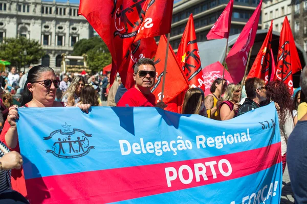 葡萄牙波尔图 2019年5月1日 在波尔图市中心庆祝五一 葡萄牙工人总联合会传统上与共产党有联系 有80万会员 — 图库照片