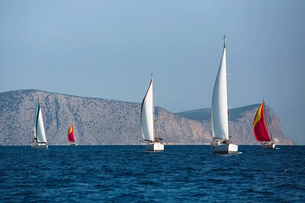 Segelyachtboote Bei Einer Regatta Der Ägäis Griechenland — Stockfoto